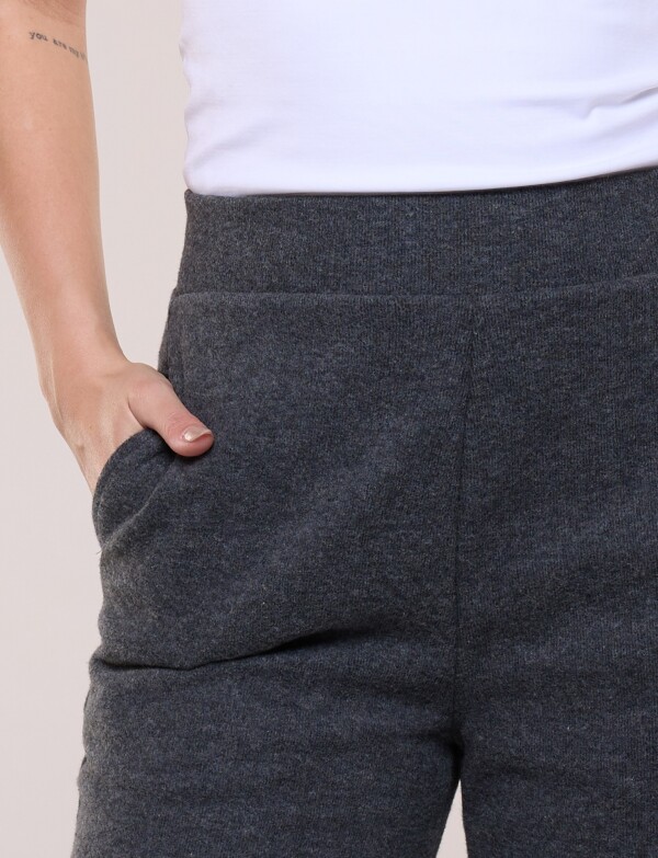Jogger Soft Recto GRIS OSCURO