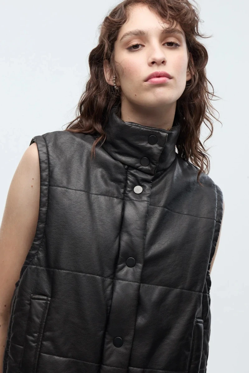 CHALECO BLACK Negro