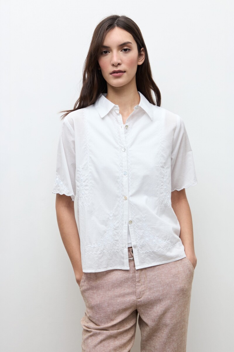 Camisa bordada blanco