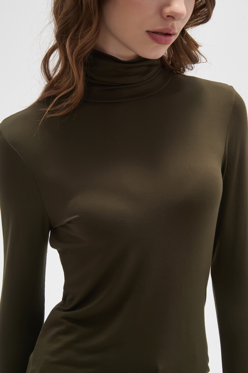 Polera Olven Verde Oliva