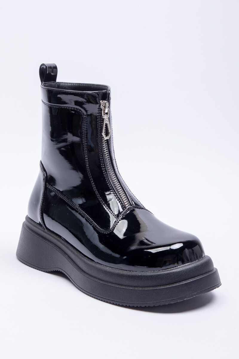 BOTA MORTIMER Charol Negro