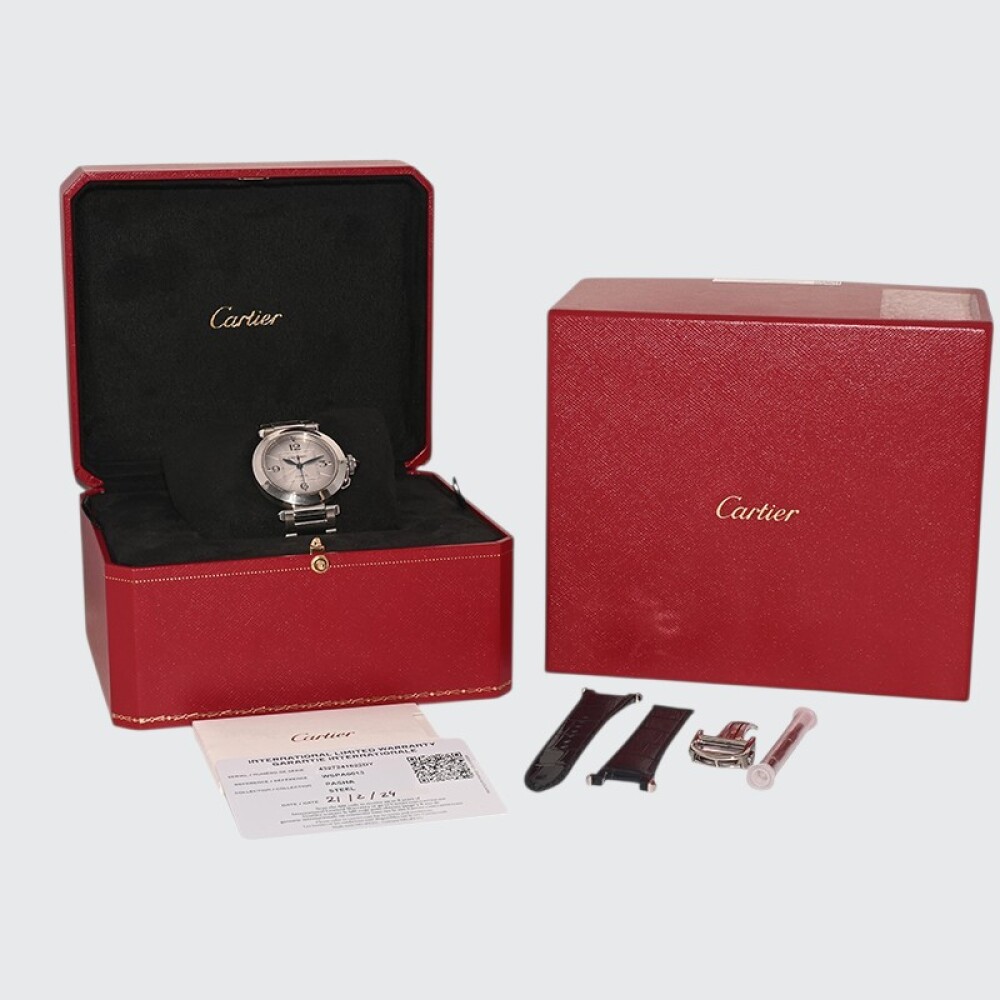 Cartier Pasha 4327 referencia WSPA0013 automático 35 mm. año 2024 con caja, papeles y malla de cuero. Cartier Pasha 4327 referencia WSPA0013 automático 35 mm. año 2024 con caja, papeles y malla de cuero.