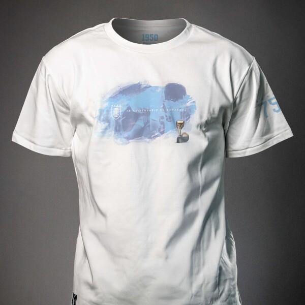 Remera Homenaje Maracaná Dibujo - Estampado Frontal Remera Homenaje Maracaná Dibujo - Estampado Frontal