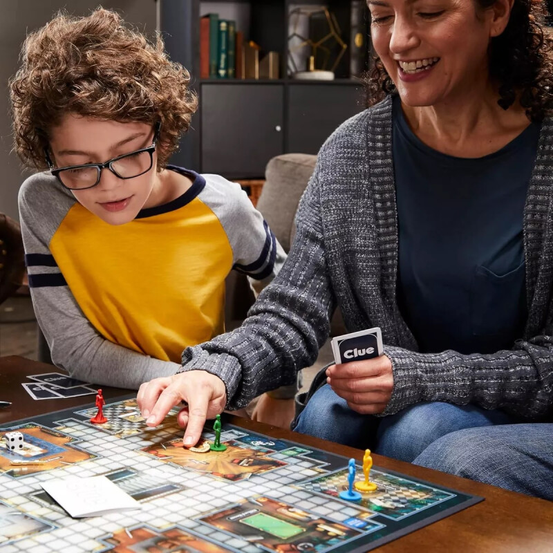 Juego de Mesa Clue - Juegos de Misterio para 2 a 6 Jugadores Juego de Mesa Clue - Juegos de Misterio para 2 a 6 Jugadores