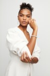 PULSERA CON CUENTAS PEQEÑAS DE ALEACIÓN DE METALES BAÑADAS EN PLATA DE LEY Pulsera