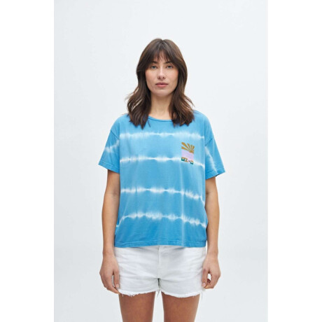 Remera Thea Celeste