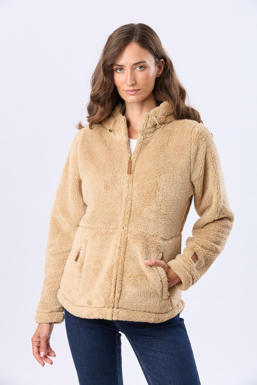 CAMPERA CON CAPUCHA SHERPA Tostado