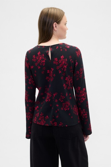 Remera Cuello Bote Mujer Black Red Floral