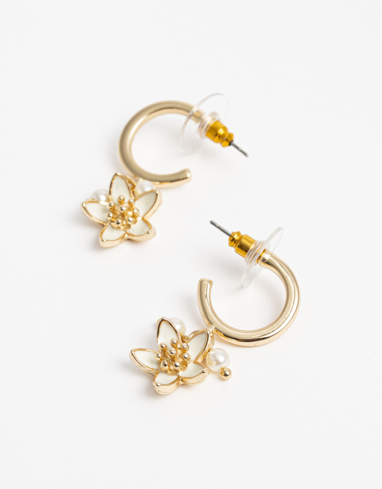Aros Argollas Con Dijes Aro Argolla Con Dijes - Dorado