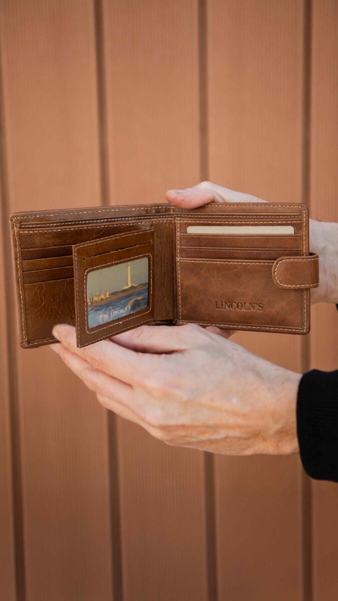 BILLETERA CUERO VULCANO - WHISKY 