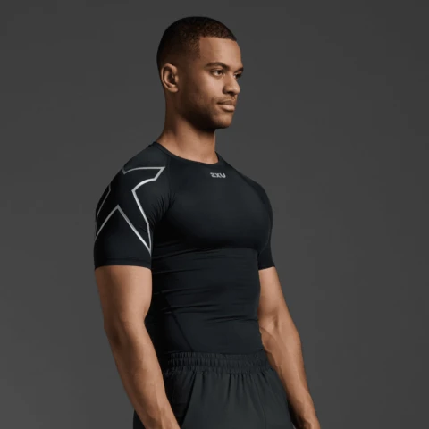 Core Compression Short Sleeve - Hombre Black/silver