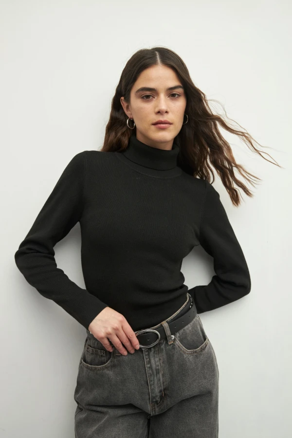 POLERA CAPANTI Negro