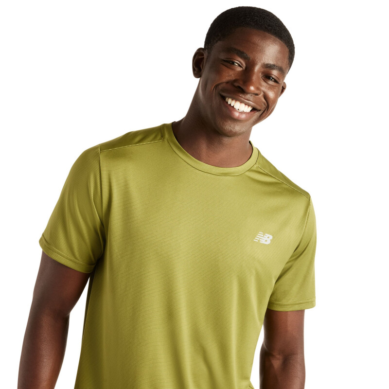Remera New Balance Sport Essentials Hombre MT41222GEE Verde