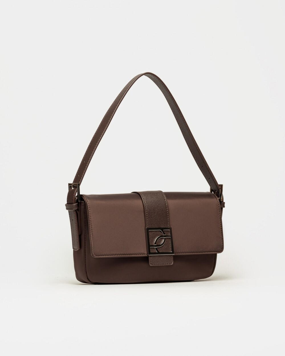 Cartera al hombro Signature en nylon Chocolate