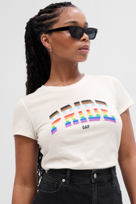 Remera Logo Gap Manga Corta Mujer Rainbow Logo