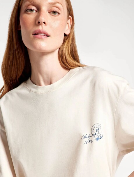CAMISETA OVERSIZED CON ESTAMPA BEIGE
