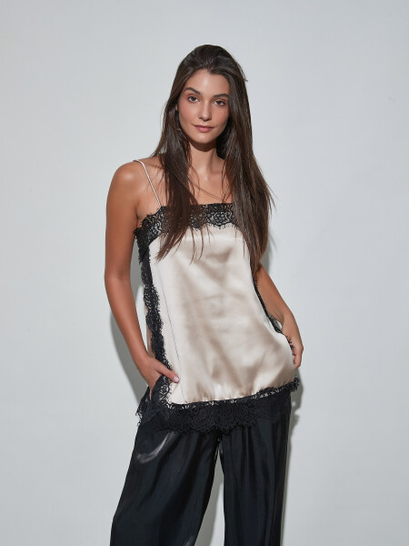MUSCULOSA LIS BEIGE CLARO