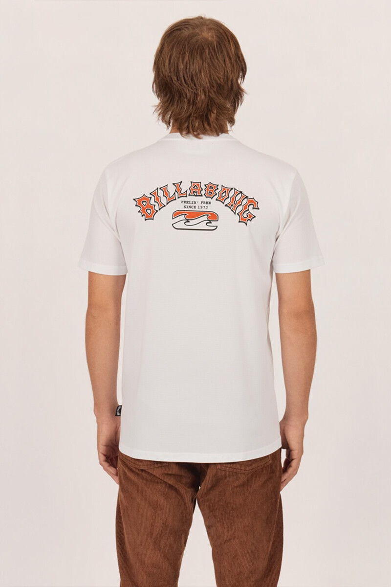 REMERA HERITAGE TEE B-blanco