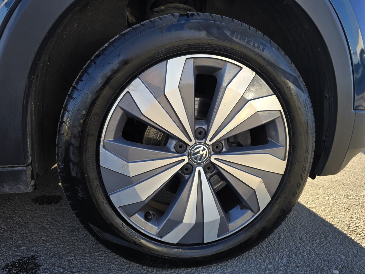 Volkswagen T-Cross Comfortline 1.6 AT| Permuta / Financia Volkswagen T-Cross Comfortline 1.6 AT| Permuta / Financia