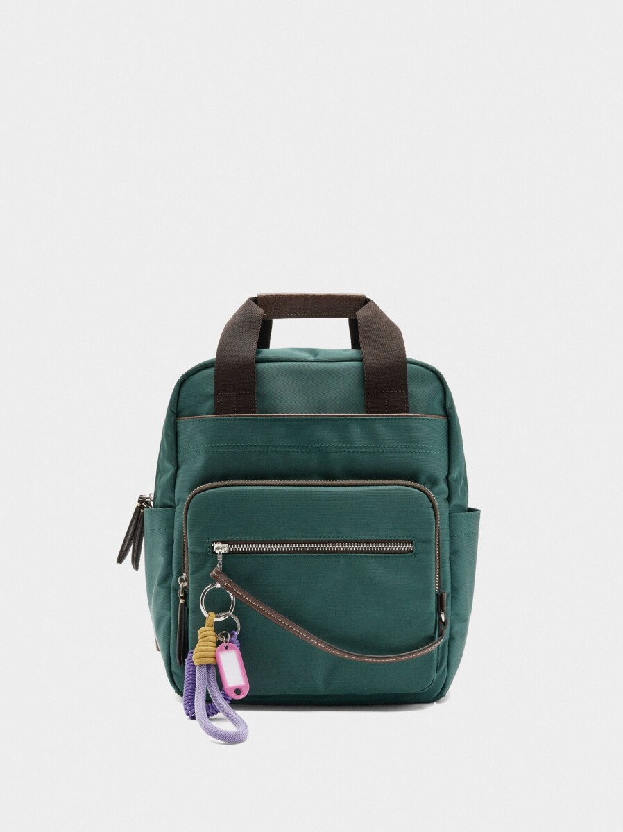 Mochila De Nylon Con Colgante - verde 
