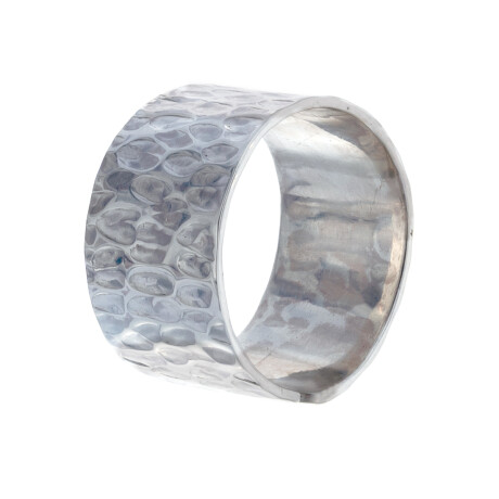 Anillo de plata 925 martillado. Anillo de plata 925 martillado.