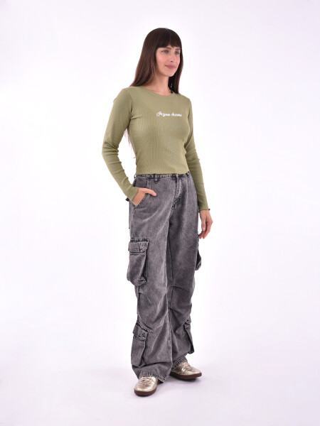 REMERA SPREAD OLIVA