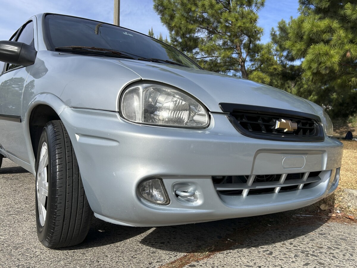 Chevrolet Corsa Classic Super 1.4 | Permuta / Financia Chevrolet Corsa Classic Super 1.4 | Permuta / Financia