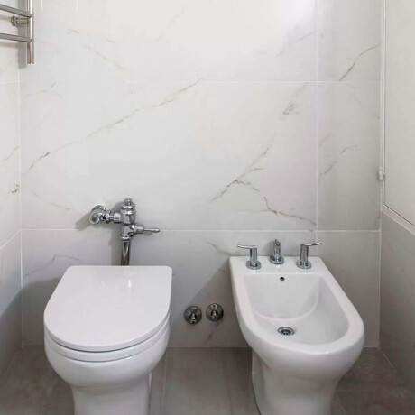 Juego De Inodoro Corto, Tapa Y Bidet, Linea Veneto, Ferrum BLANCO