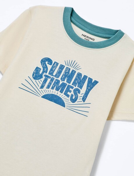 PIJAMA DE NIÑO CON ESTAMPA Y BERMUDA MULTICOLOR