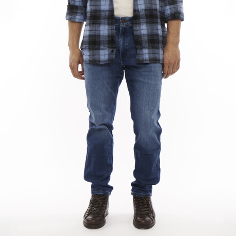 Jean Wrangler de Hombre - RIVER - FW25J004 ELD