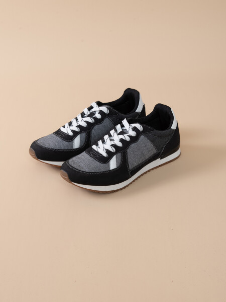 Zapatilla casual Negro