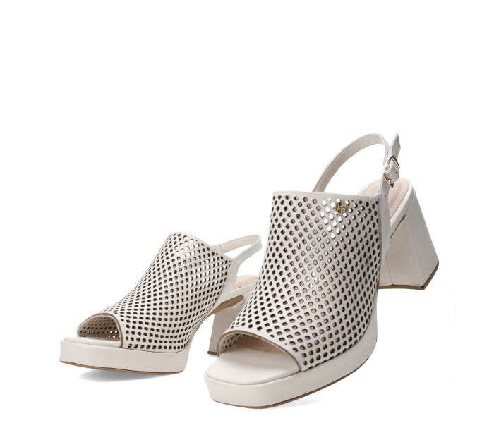 Sandalia con taco alto y plataforma Offwhite