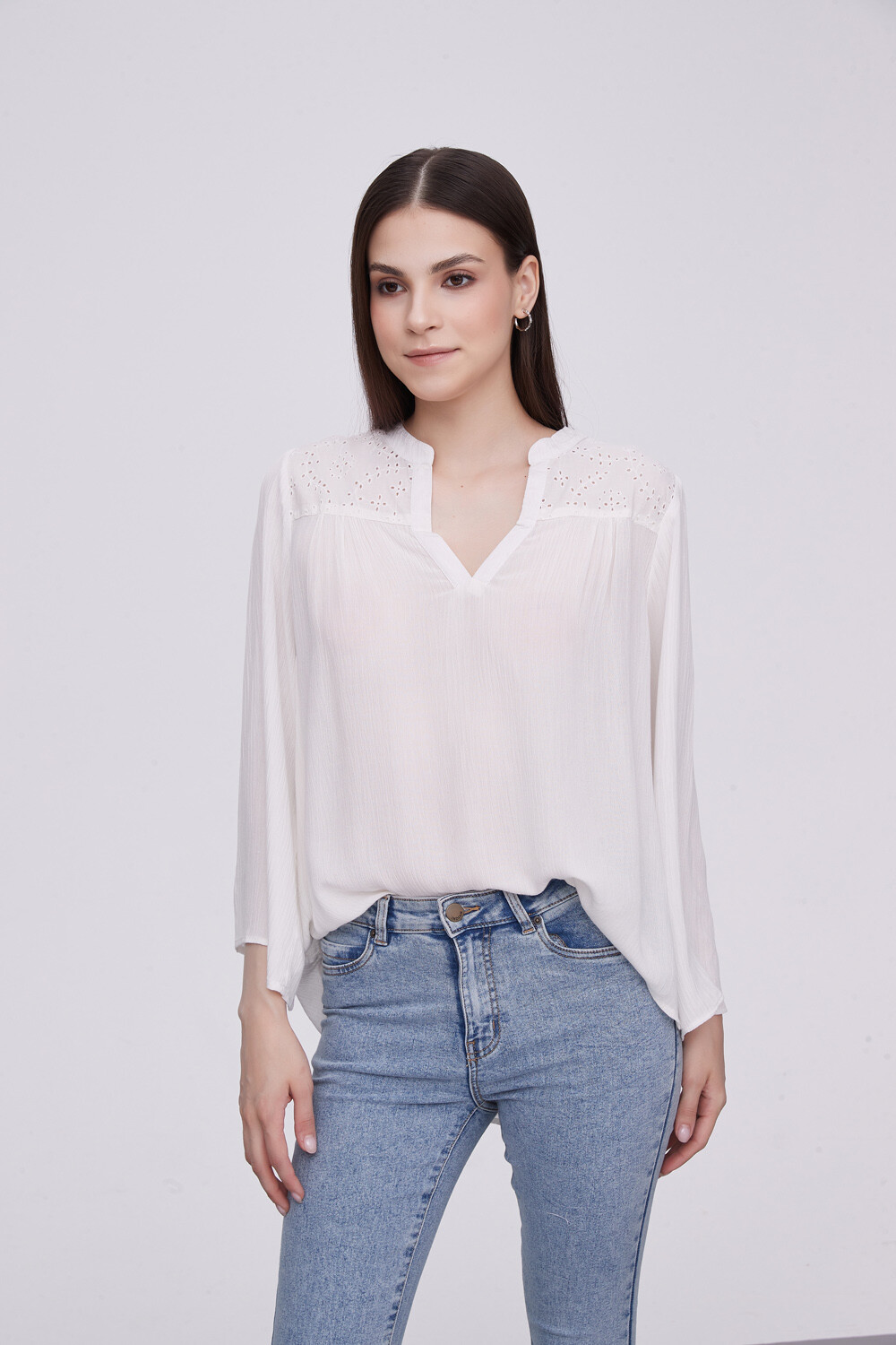 Blusa Bursas Marfil / Off White