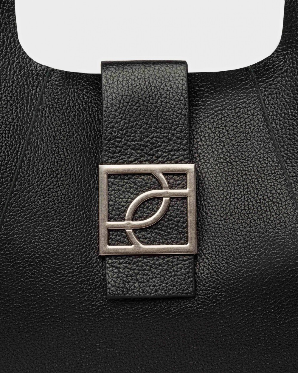 Bolso Signature en cuero graneado Negro