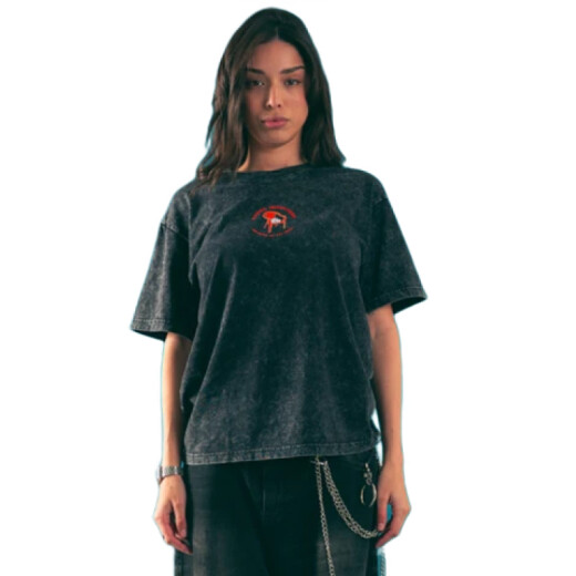 Remera Kaboa No Siesta No Fiesta - Negro Remera Kaboa No Siesta No Fiesta - Negro
