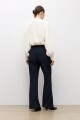 Pantalón flare sastrero azul marino
