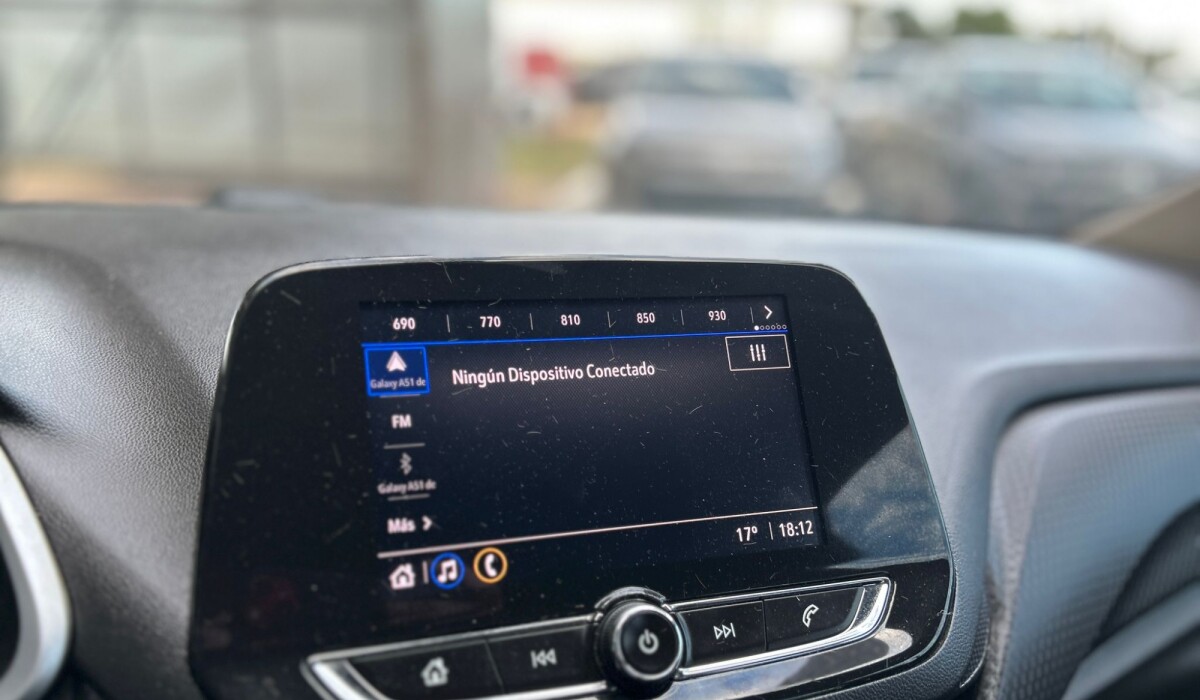 Chevrolet Onix 1.2 LT MT - 2020 Chevrolet Onix 1.2 LT MT - 2020