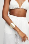 PULSERA RÍGIDA DE ALEACIÓN DE MATALES BAÑADO EN ORO 18K CON FORMA MANTARRAYA Pulsera