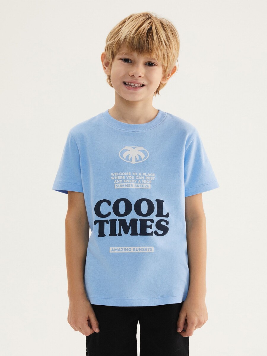 CAMISETA INFANTIL CON ESTAMPA - AZUL 