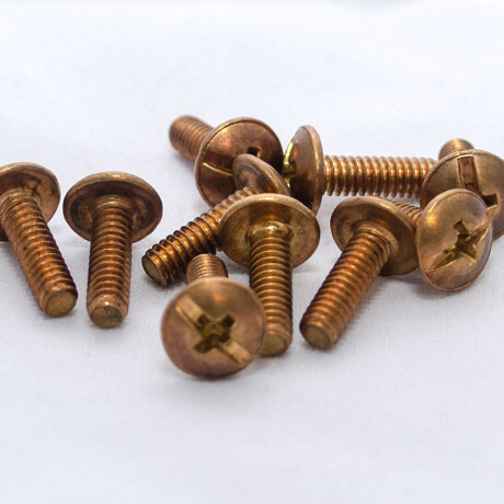 REPUESTOS TORNILLO 5/32 W CABEZA TANQUE USO BAÑO 000