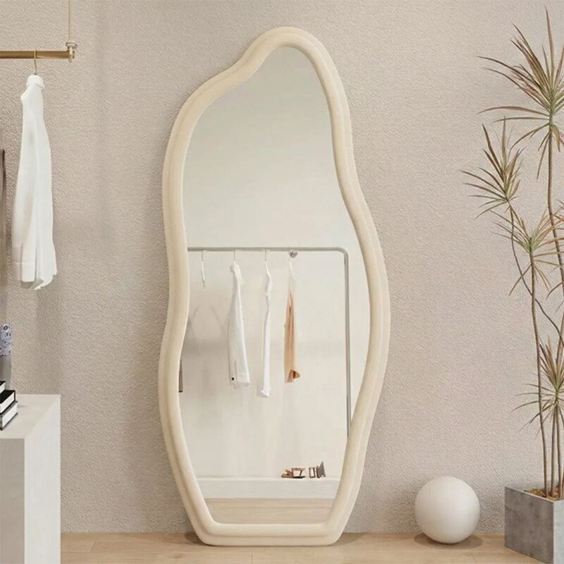 Espejo de Pie Tapizado FORMA Crema Espejo de Pie Tapizado FORMA Crema