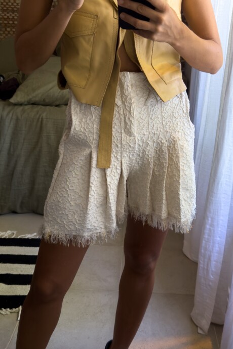 Cross Short Brocato Crudo