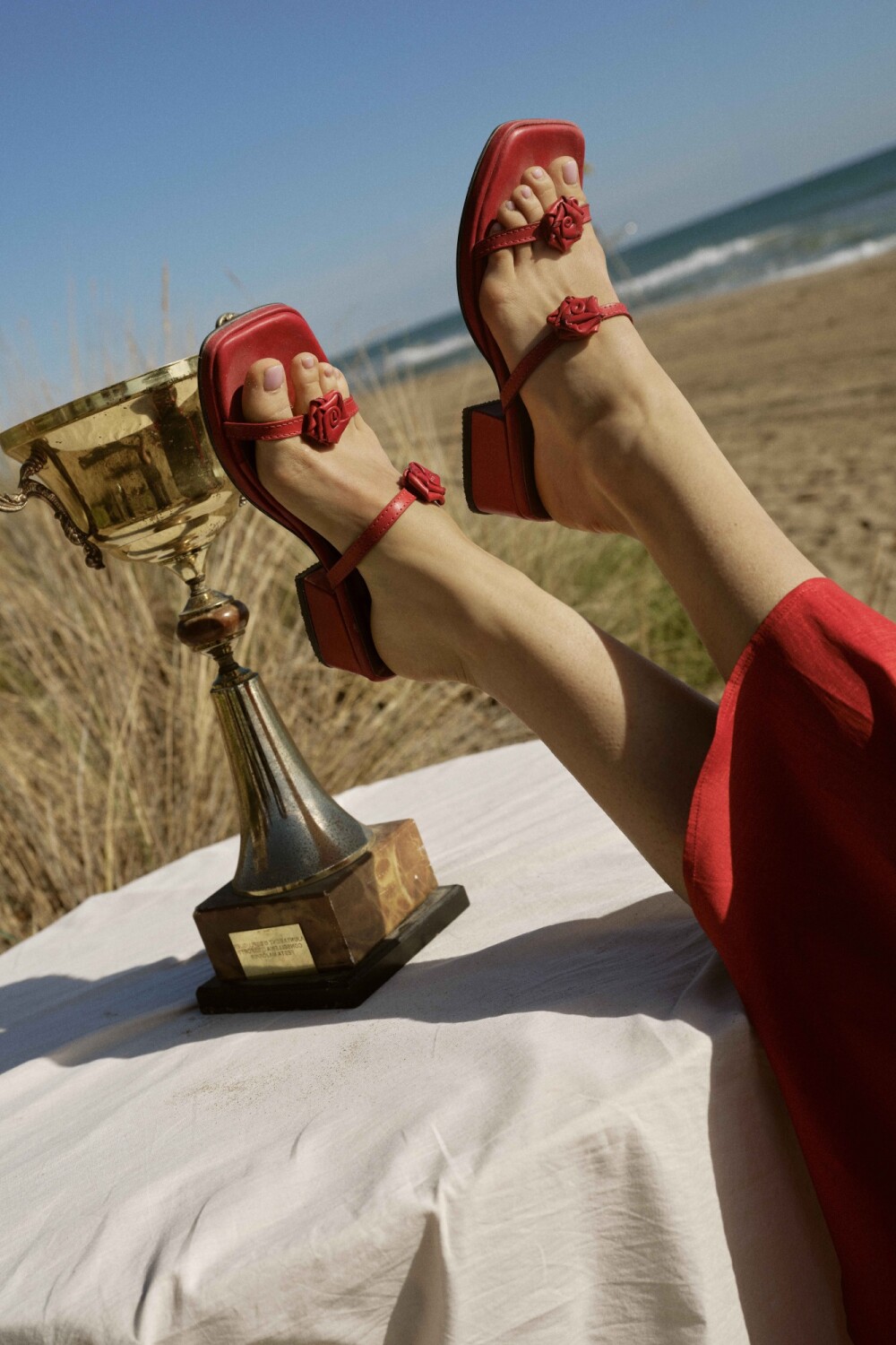 Rosette Sandal Rojo
