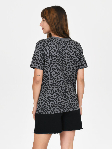 REMERA MONACO VARIANTE 4