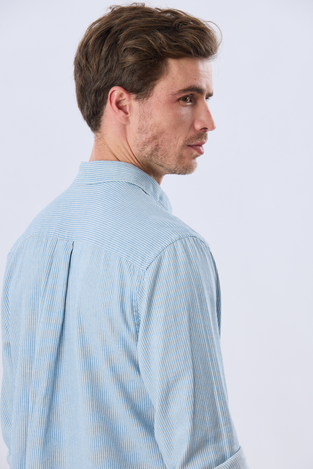 CAMISA RAYADA DE LINO Azul