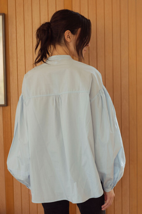 Camisa Astrid Celeste