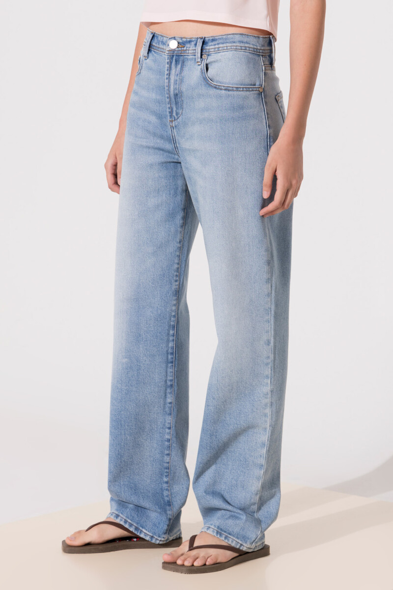 JEANS STRAIGHT WASH Celeste