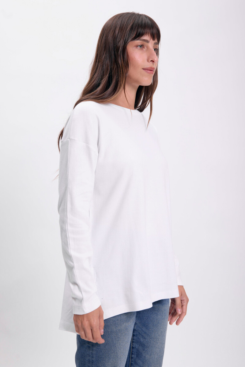 Remera básica Crudo