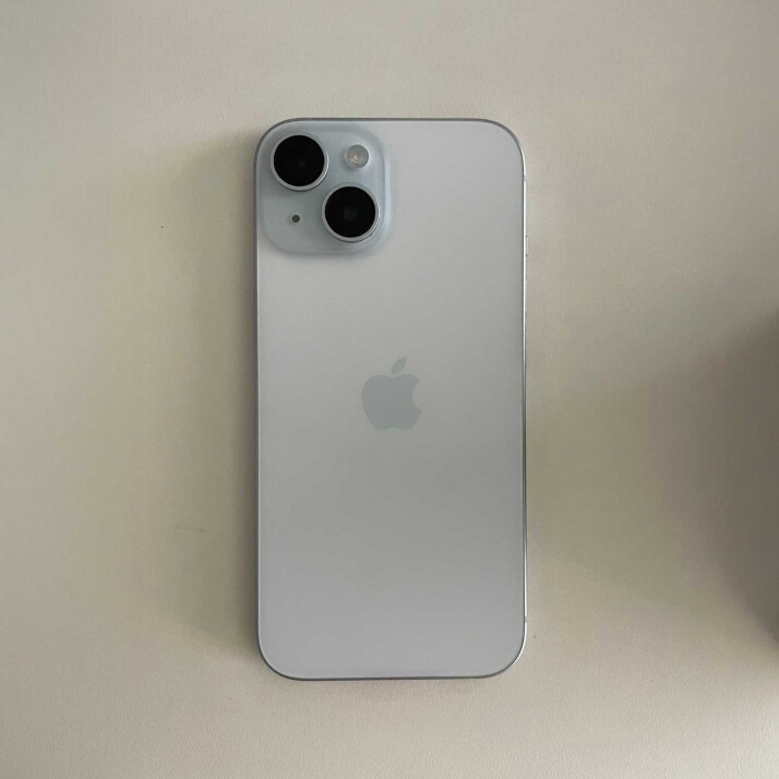 iPhone 15 128 GB - Blue iPhone 15 128 GB - Blue