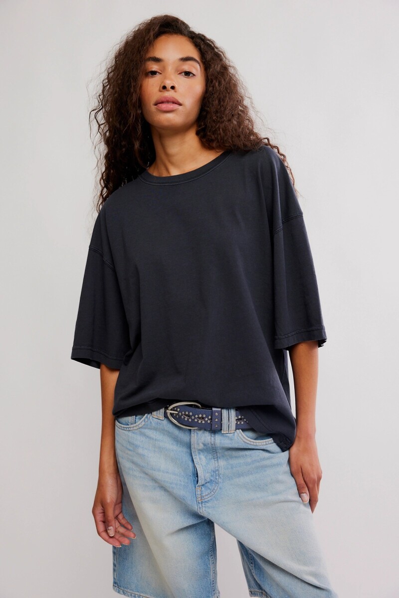 REMERA PERFECT OVERSIZED 